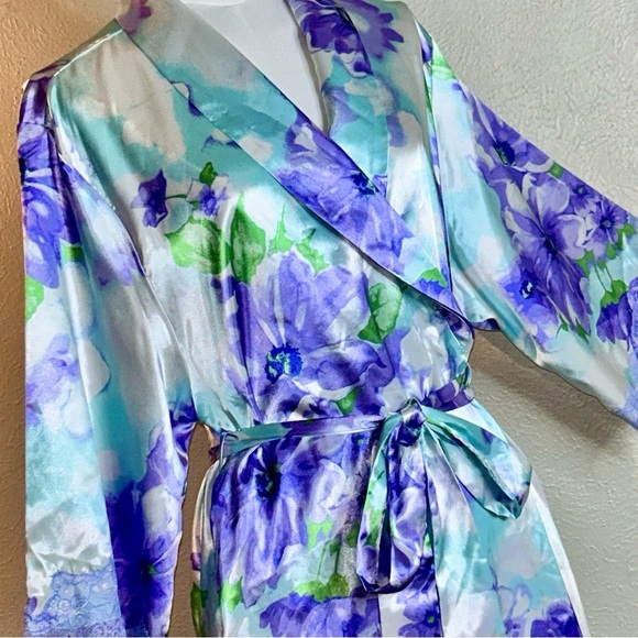 Jones New York Silky Satin Violet Floral Lace Trim Floor Length Belted Robe S/M - Picture 6 of 10